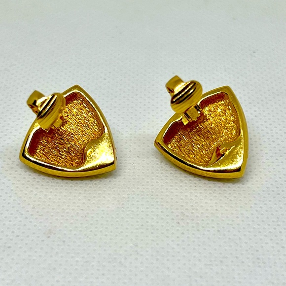 Chr. Dior Vintage Gold Plate Pave’ Crystal Triangular Pearl Clip Earrings - Picture 6 of 10